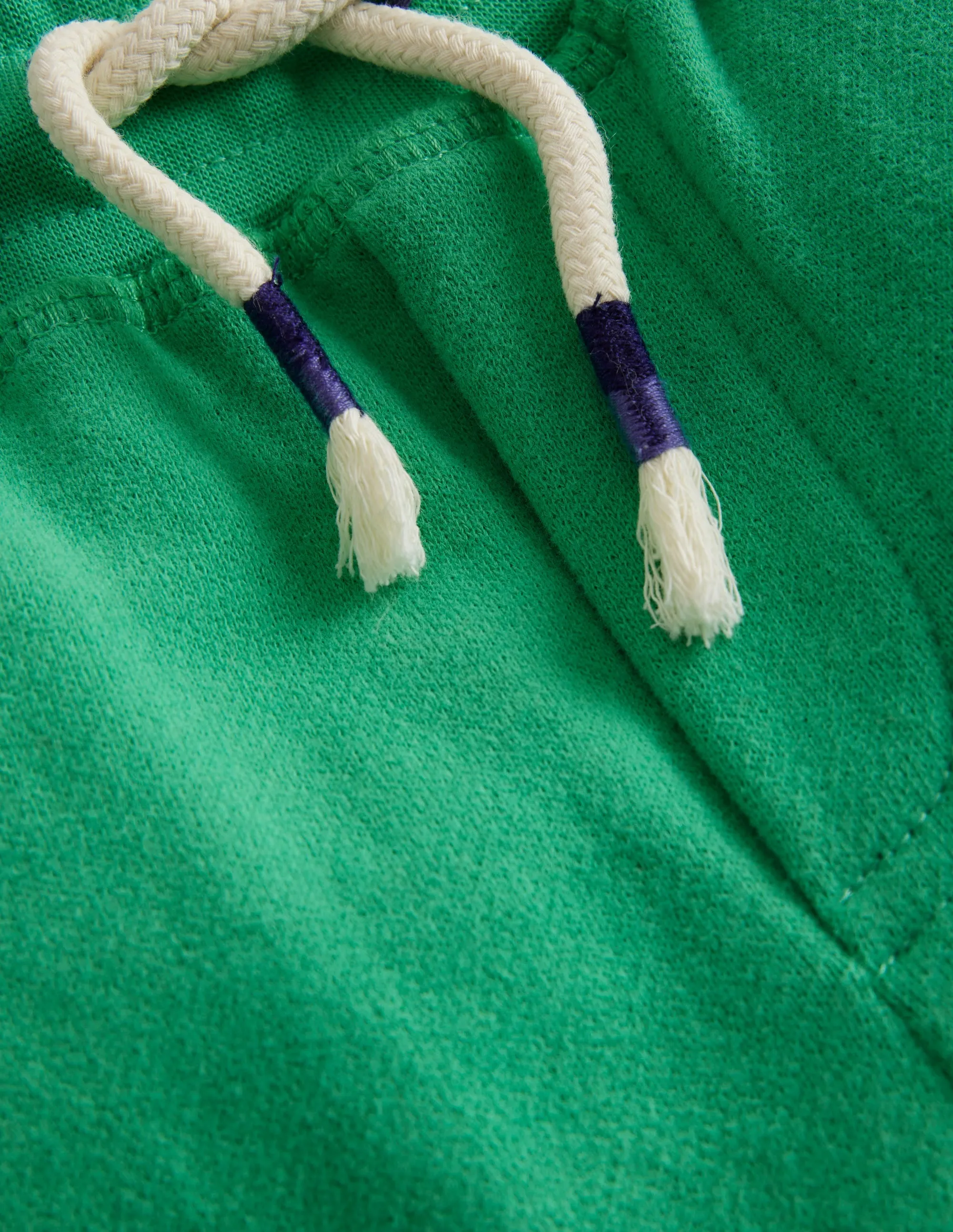 Essential Sweatshorts-Pea Green